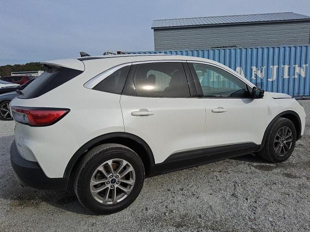 Photo 3 from auction – 2022 FORD ESCAPE SE with VIN 1FMCU9G69NUA60841