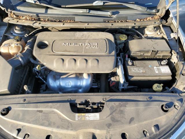 Photo 11 from auction – 2015 CHRYSLER 200 LIMITE with VIN 1C3CCCAB2FN591258