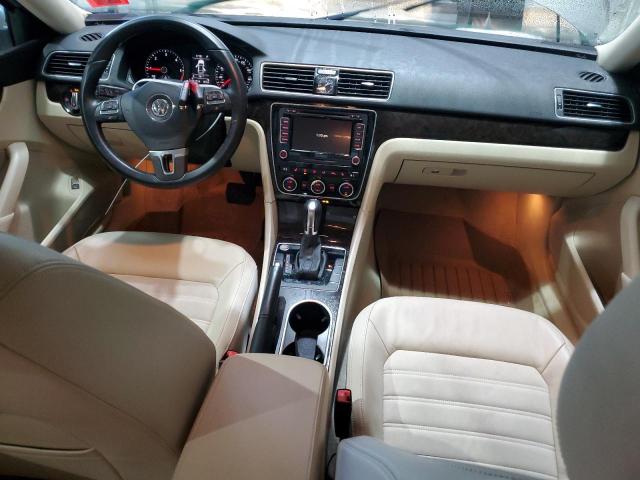 Photo 8 from auction – 2014 VOLKSWAGEN PASSAT SEL with VIN 1VWCN7A33EC082373