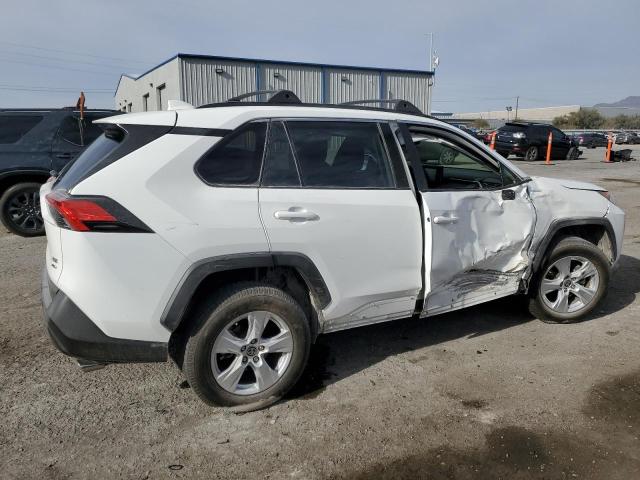 Photo 3 from auction – 2020 TOYOTA RAV4 XLE with VIN JTMP1RFV9LD048855