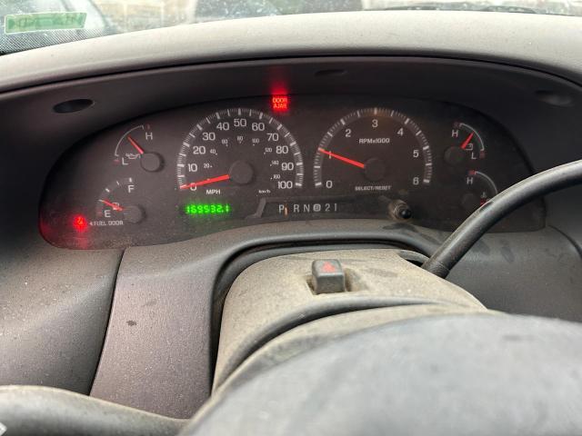 Photo 9 from auction – 2000 FORD F150 with VIN 1FTRX18L5YNA29872