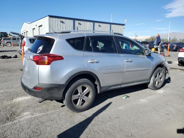 Photo 3 from auction – 2015 TOYOTA RAV4 XLE with VIN 2T3RFREV6FW233786
