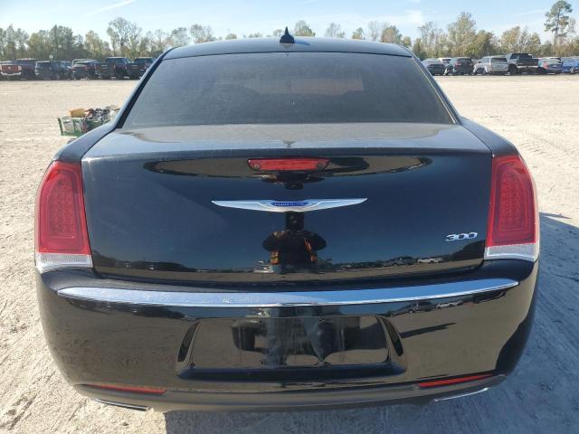 Photo 6 from auction – 2019 CHRYSLER 300 LIMITE with VIN 2C3CCAEG5KH689519