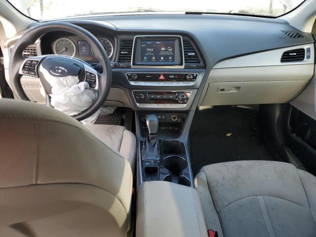 Photo 8 from auction – 2019 HYUNDAI ELANTRA with VIN 5NPE24AF4KH756365