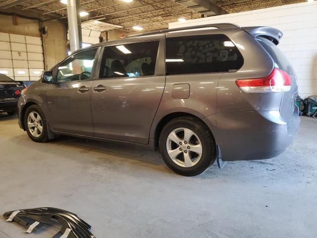 Photo 2 from auction – 2011 TOYOTA SIENNA LE with VIN 5TDKK3DC3BS027332
