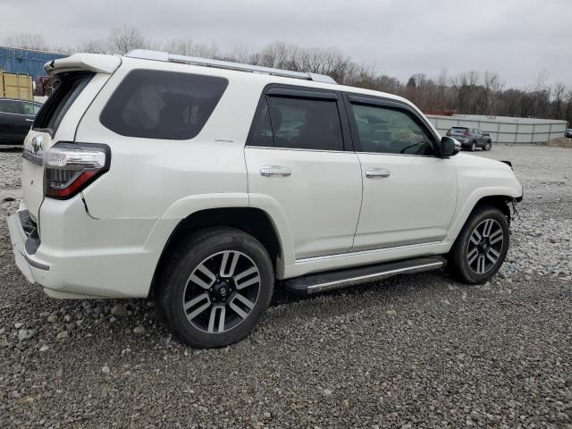 Photo 3 from auction – 2018 TOYOTA 4RUNNER SR with VIN JTEBU5JR8J5543362