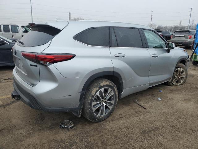 Photo 3 from auction – 2022 TOYOTA HIGHLANDER with VIN 5TDGBRCH5NS558865