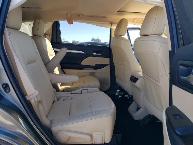 Zdjęcie 11 z aukcji – 2016 TOYOTA HIGHLANDER z VIN 5TDKKRFH6GS180449