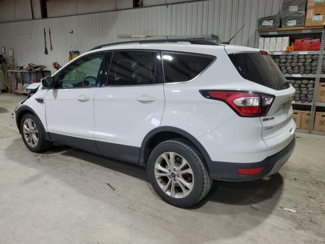 Photo 2 from auction – 2017 FORD ESCAPE SE with VIN 1FMCU9GD5HUC32138