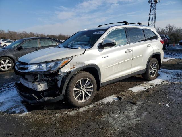 TOYOTA HIGHLANDER 2019 with VIN 5TDJGRFH2KS055146 - Photo from auction