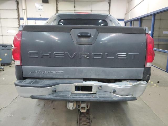Photo 6 from auction – 2004 CHEVROLET AVALANCHE with VIN 3GNEK12TX4G137582