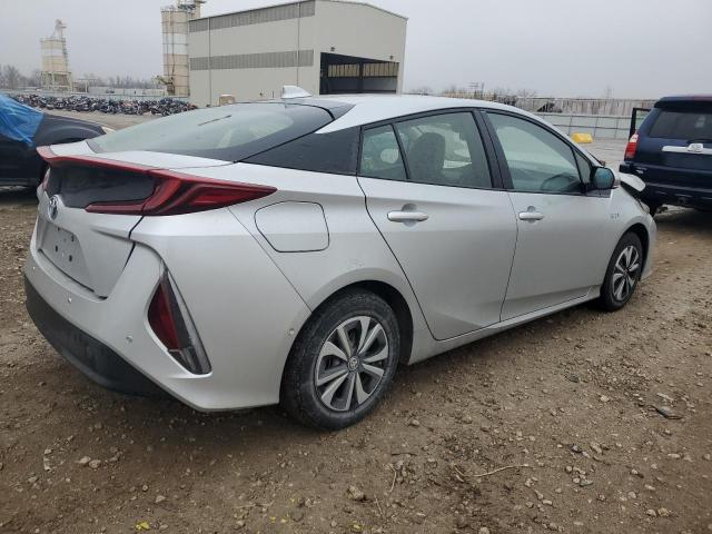 Photo 3 from auction – 2017 TOYOTA PRIUS PRIM with VIN JTDKARFP9H3055376