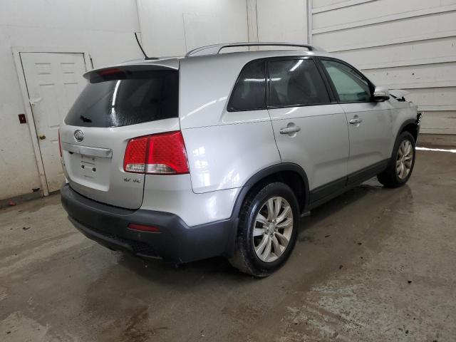 Photo 3 from auction – 2011 KIA SORENTO EX with VIN 5XYKU4A26BG041928