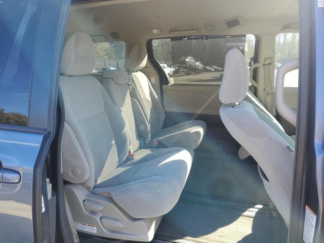Photo 11 from auction – 2015 TOYOTA SIENNA LE with VIN 5TDKK3DC2FS658871