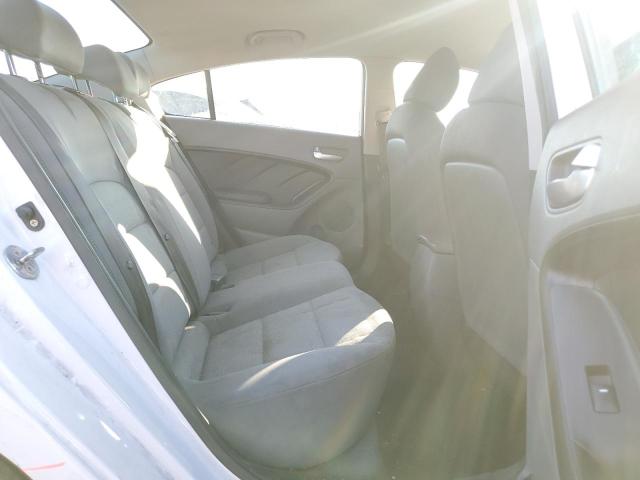 Photo 10 from auction – 2017 KIA FORTE LX with VIN 3KPFK4A75HE156884