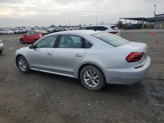 Photo 2 from auction – 2017 VOLKSWAGEN PASSAT S with VIN 1VWAT7A33HC006556