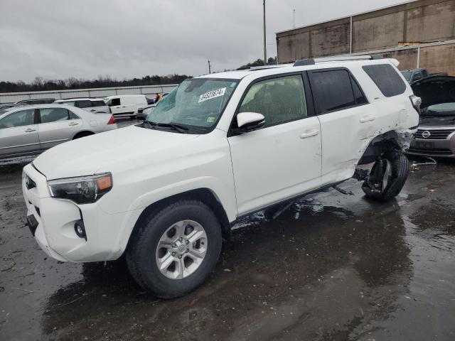 Photo 1 from auction – 2024 TOYOTA 4RUNNER SR with VIN JTENU5JRXR6232406