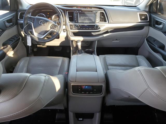 Photo 8 from auction – 2017 TOYOTA HIGHLANDER with VIN 5TDYZRFH6HS227146