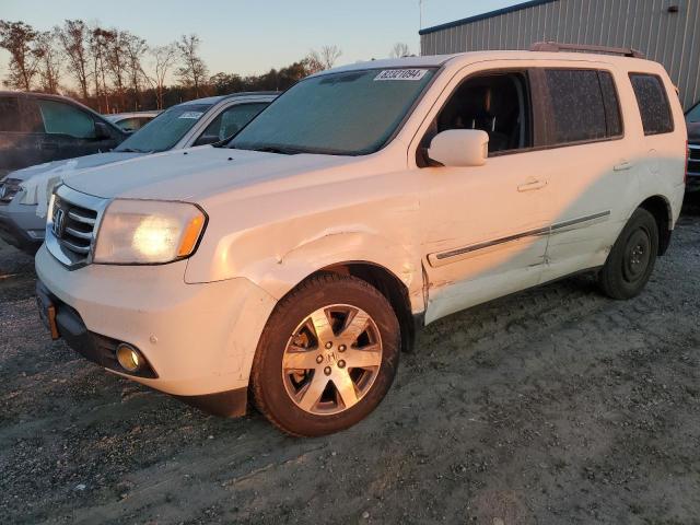 HONDA PILOT TOUR 2015 with VIN 5FNYF3H9XFB019333 - Photo from auction