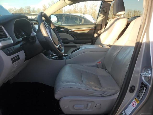 Foto 7 de la subasta – 2016 TOYOTA HIGHLANDER con VIN 5TDDCRFH1GS015592