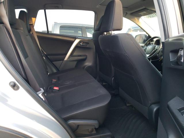 Photo 11 from auction – 2015 TOYOTA RAV4 XLE with VIN JTMWFREVXFD059351