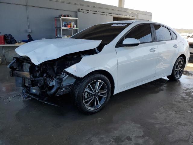 KIA FORTE FE 2022 with VIN 3KPF24AD7NE495471 - Photo from auction