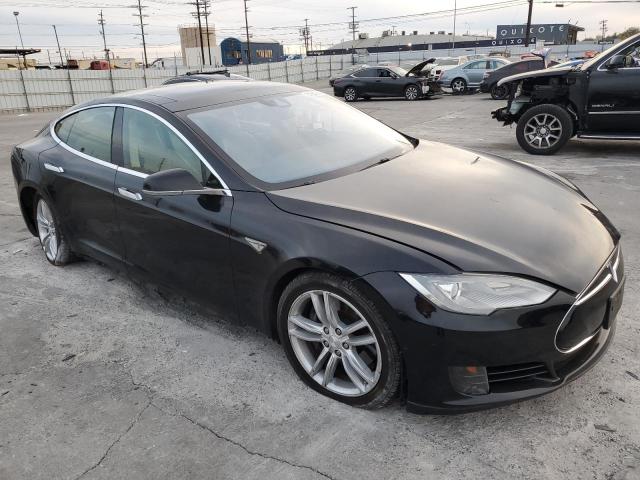 Photo 4 from auction – 2015 TESLA MODEL S 85 with VIN 5YJSA1H29FF083472