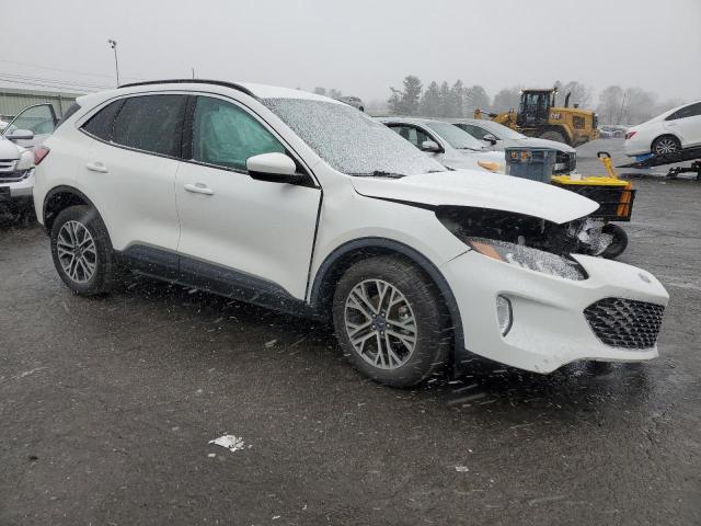 Photo 4 from auction – 2020 FORD ESCAPE SEL with VIN 1FMCU9H97LUC26781