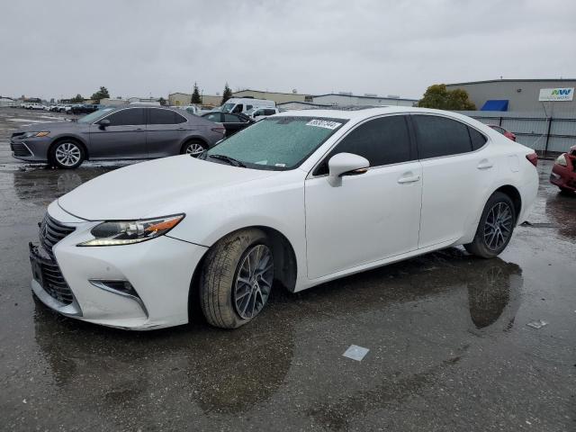 LEXUS ES 350 2016 with VIN 58ABK1GG2GU011911 - Photo from auction