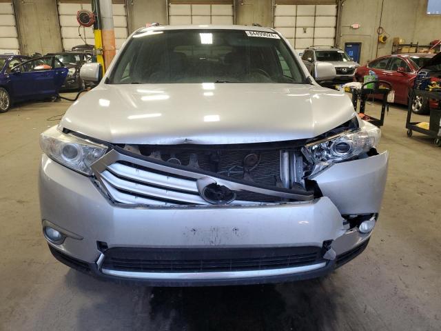Photo 5 from auction – 2011 TOYOTA HIGHLANDER with VIN 5TDDK3EH9BS079440