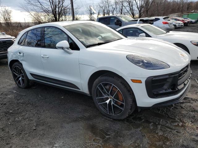 Photo 4 from auction – 2023 PORSCHE MACAN BASE with VIN WP1AA2A57PLB20327