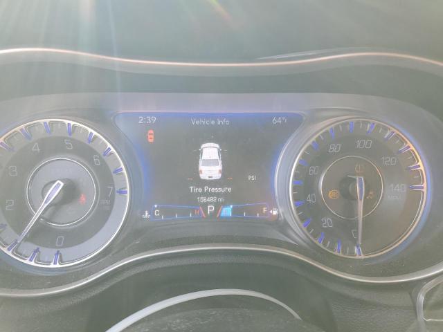 Photo 9 from auction – 2015 CHRYSLER 300 LIMITE with VIN 2C3CCAAG5FH849278