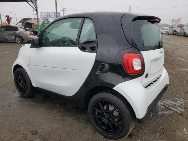 Photo 2 from auction – 2018 SMART FORTWO with VIN WMEFJ9BA8JK323222