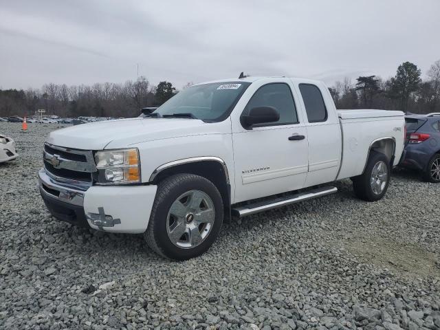 CHEVROLET SILVERADO 2011 with VIN 1GCRKSE3XBZ327925 - Photo from auction