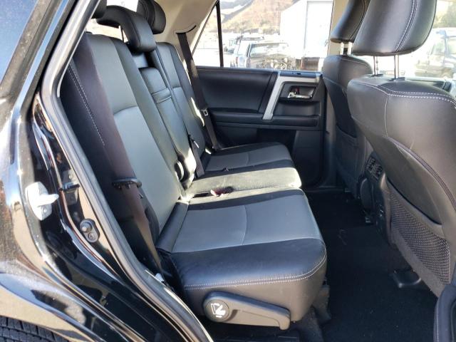 Photo 11 from auction – 2019 TOYOTA 4RUNNER SR with VIN JTEBU5JR2K5689189
