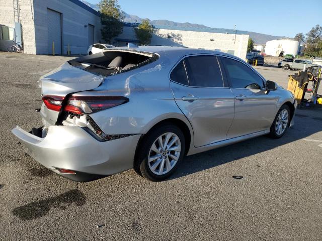 Photo 3 from auction – 2022 TOYOTA CAMRY LE with VIN 4T1C11AK3NU689740