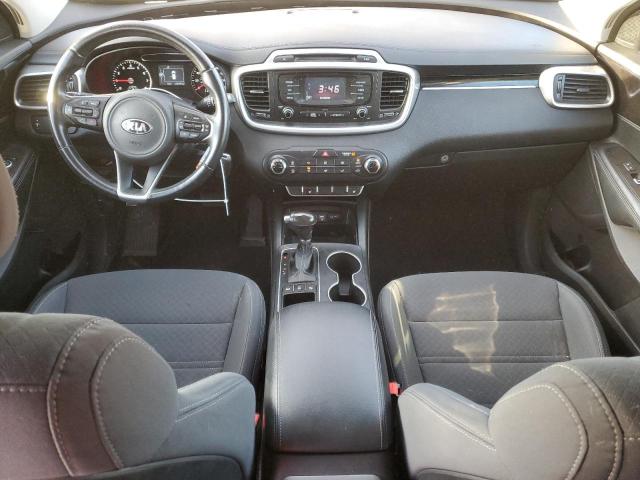 Photo 8 from auction – 2016 KIA SORENTO LX with VIN 5XYPGDA34GG142236