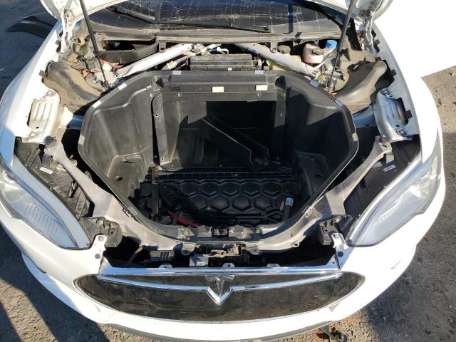 Photo 11 from auction – 2015 TESLA MODEL S with VIN 5YJSA1E19FF110505