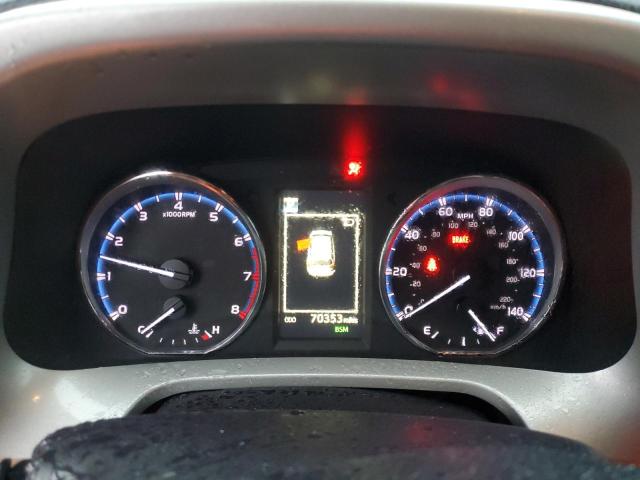 Photo 9 from auction – 2018 TOYOTA RAV4 LIMIT with VIN 2T3DFREV2JW755589