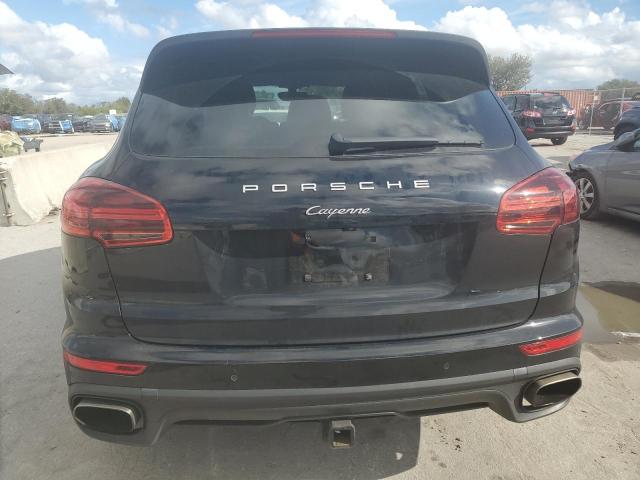 Photo 6 from auction – 2016 PORSCHE CAYENNE with VIN WP1AA2A26GLA08673