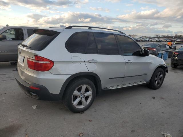 Photo 3 from auction – 2010 BMW X5 XDRIVE3 with VIN 5UXFF0C5XALT84612