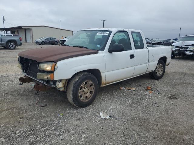 CHEVROLET SILVERADO 2004 with VIN 2GCEC19V841261601 - Photo from auction