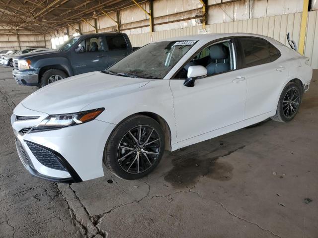 TOYOTA CAMRY SE 2022 with VIN 4T1G11AK2NU043476 - Photo from auction