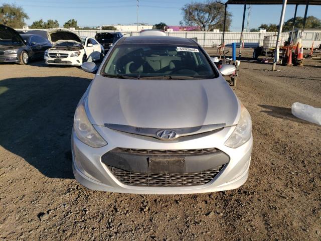Photo 5 from auction – 2015 HYUNDAI SONATA HYB with VIN KMHEC4A42FA130009