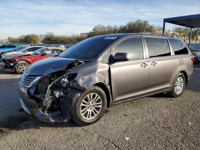 TOYOTA SIENNA XLE 2015 with VIN 5TDYK3DC8FS556405 - Photo from auction