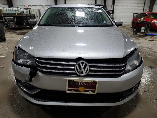 Photo 5 from auction – 2013 VOLKSWAGEN PASSAT S with VIN 1VWAP7A38DC101922