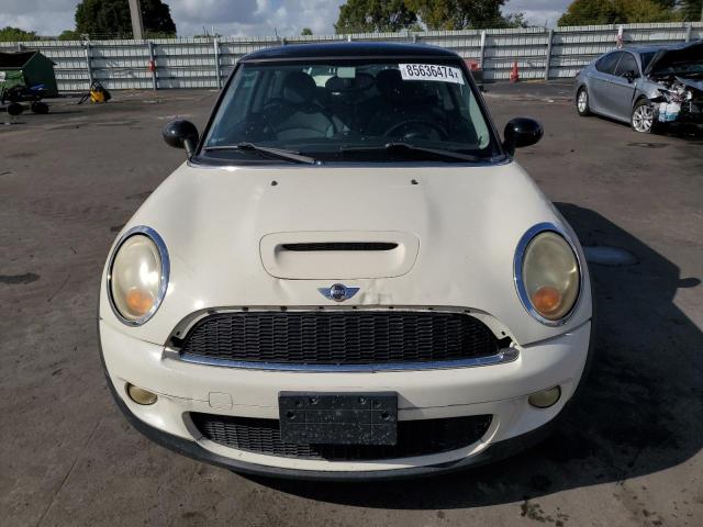 Photo 5 from auction – 2010 MINI COOPER S with VIN WMWMF7C57ATZ74202