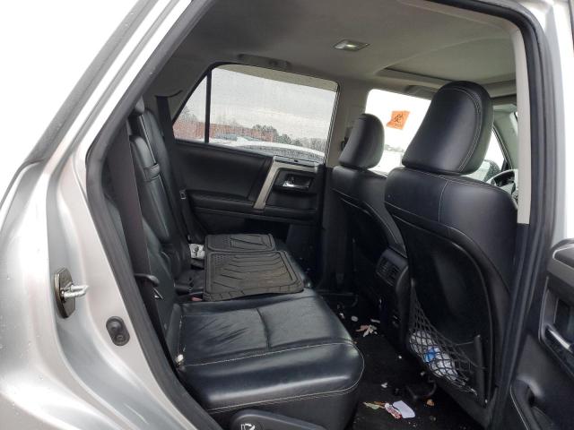 Photo 11 from auction – 2015 TOYOTA 4RUNNER SR with VIN JTEBU5JRXF5220311