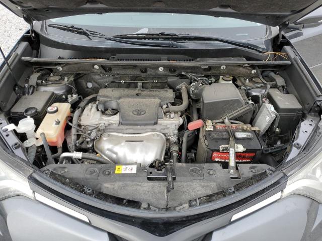 Photo 12 from auction – 2017 TOYOTA RAV4 XLE with VIN JTMRFREV1HD213932
