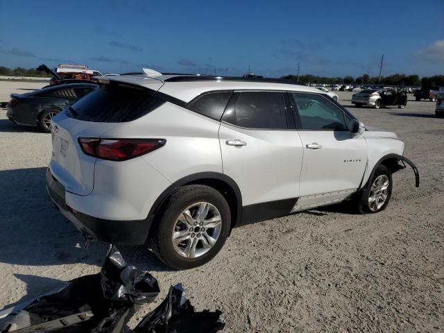 Photo 3 from auction – 2020 CHEVROLET BLAZER 3LT with VIN 3GNKBDRS1LS631858